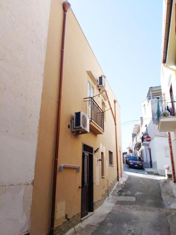 شقة Casa Le Nereidi كاستيلاّماري ديل غو المظهر الخارجي الصورة